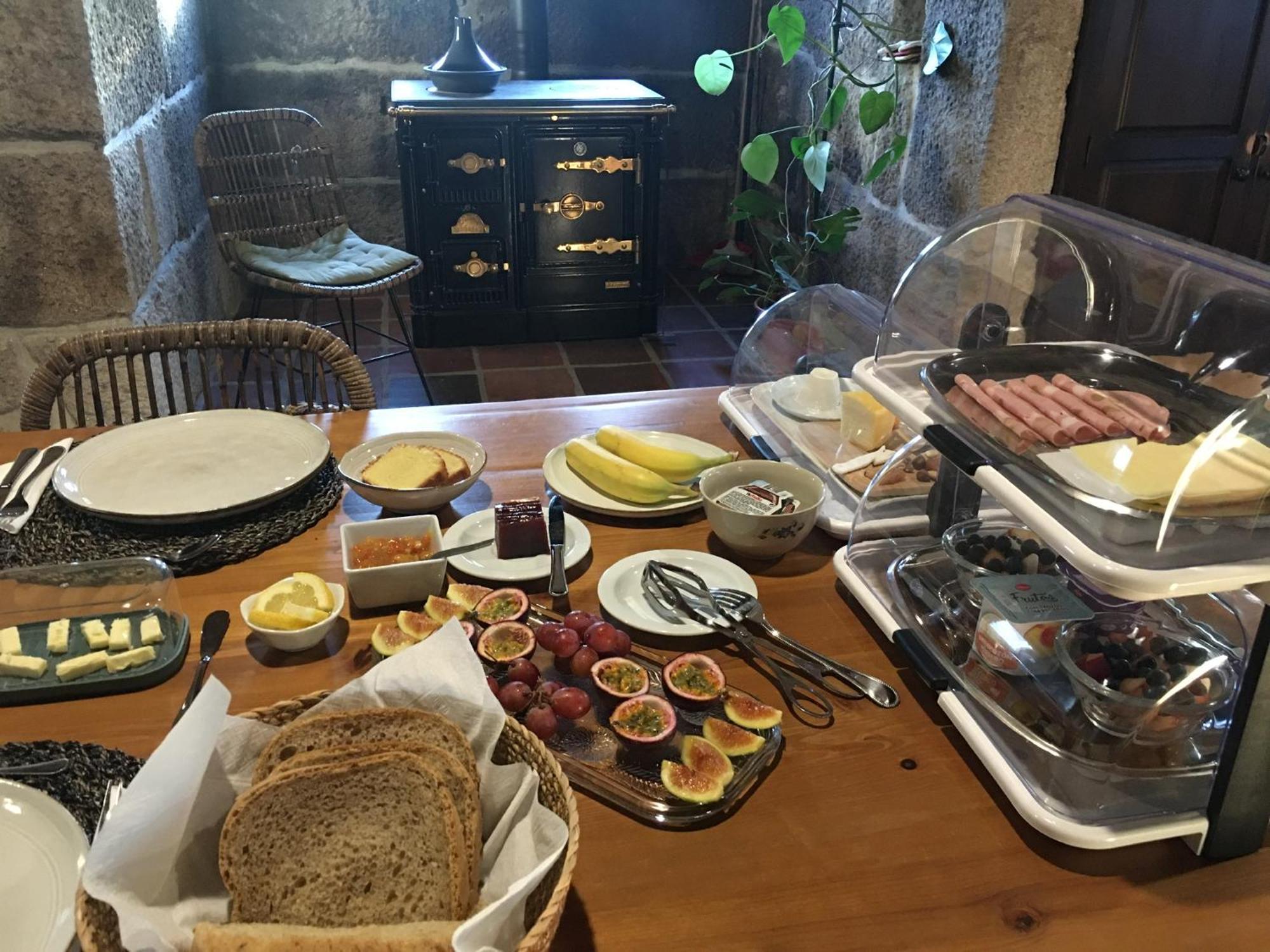Quinta De Mocamedes - Turismo De Habitacao Hotel Vouzela Luaran gambar